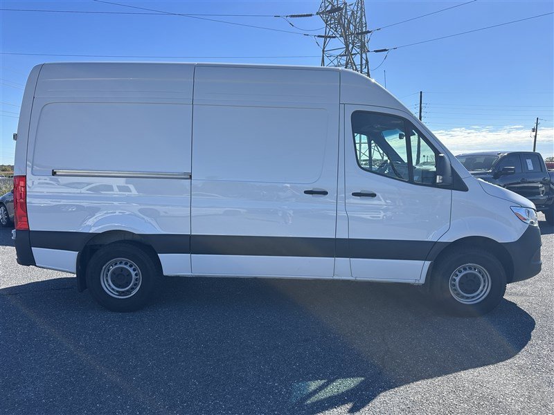 Used 2026 Mercedes-Benz Sprinter 2500 image 7