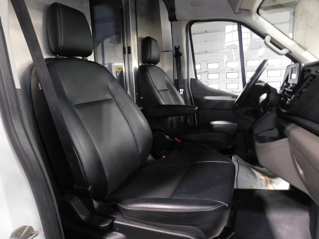 Used 2022 Ford Transit 250 148 High Roof AWD image 82