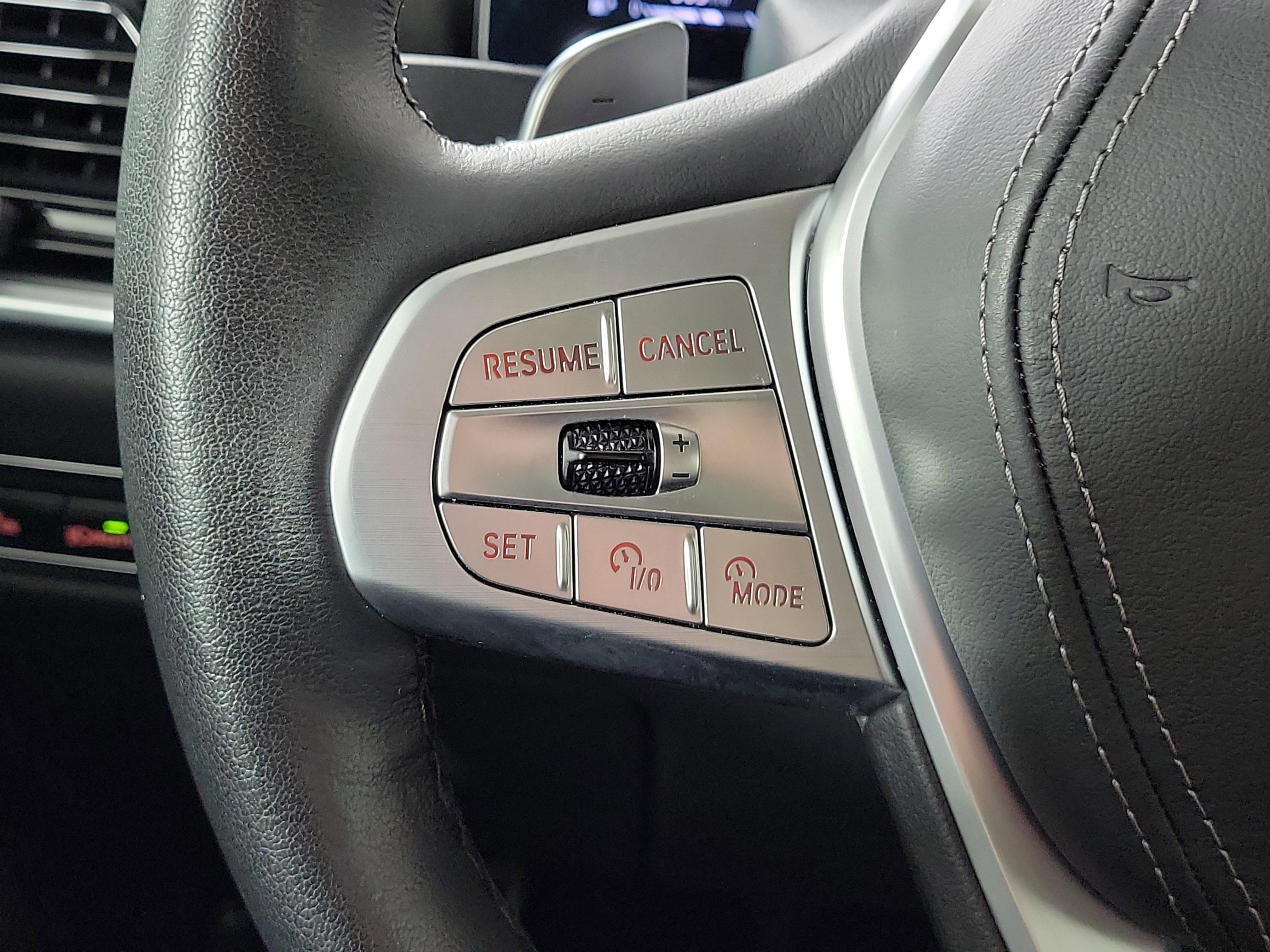 Certified 2024 BMW X7 xDrive40i w/ Premium Package image 13