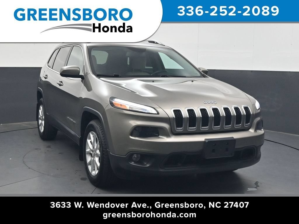 Used 2018 Jeep Cherokee Latitude w/ Cold Weather Group