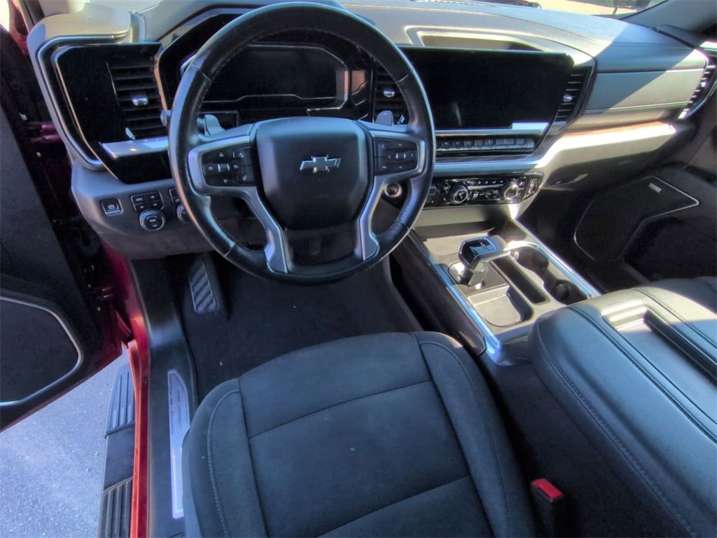 Certified 2022 Chevrolet Silverado 1500 LT Trail Boss w/ Convenience Package II image 10