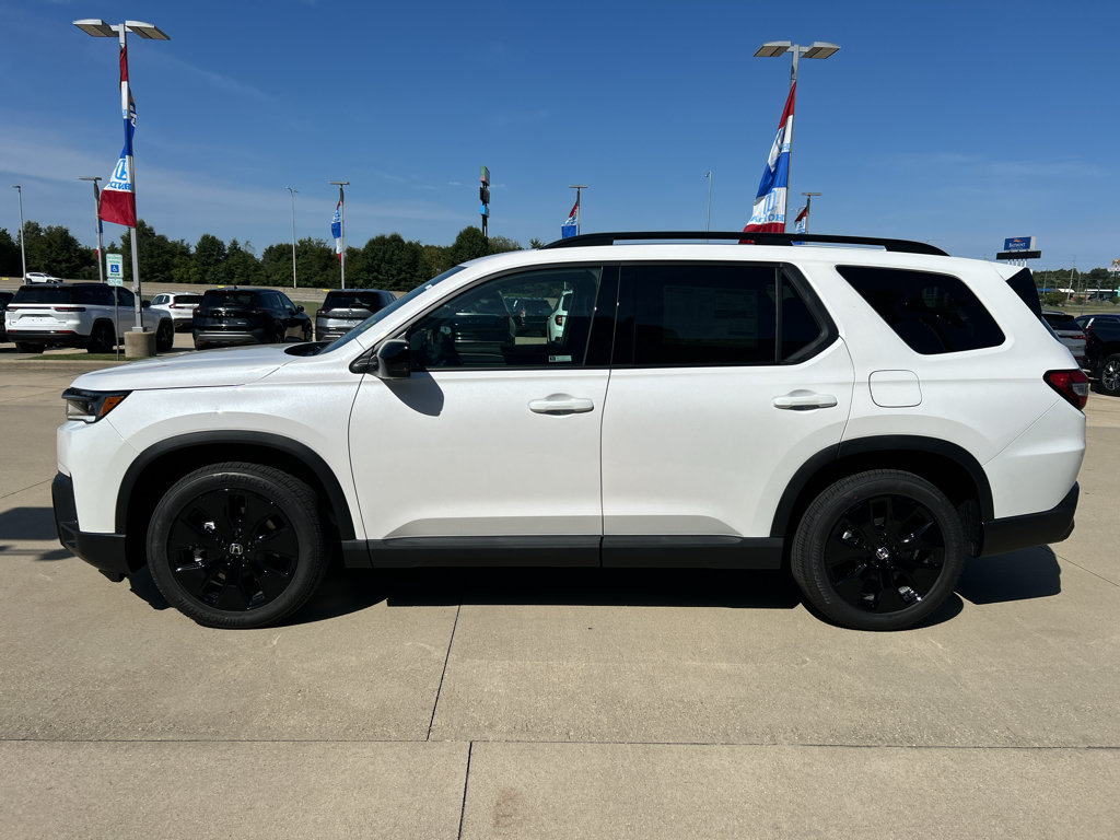 New 2026 Honda Pilot Black Edition image 8