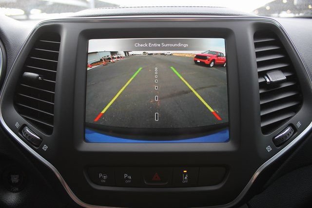 Used 2023 Jeep Cherokee Altitude Lux AWD/4WD image 30