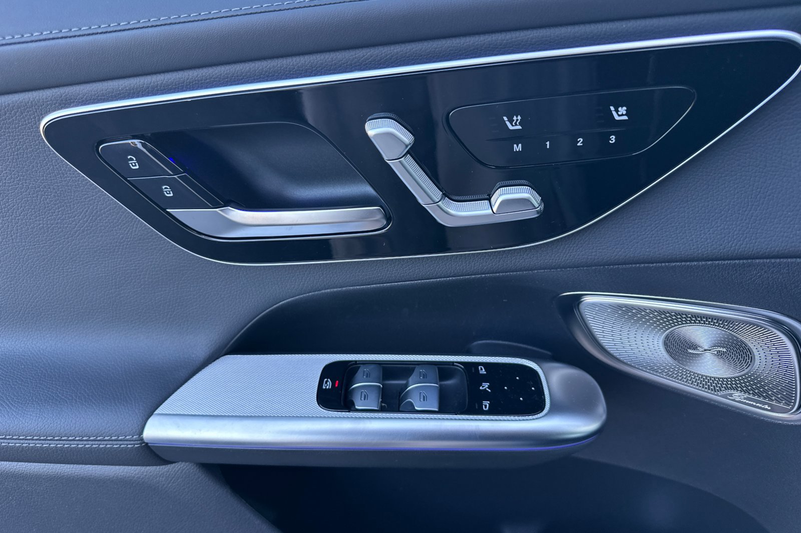 New 2026 Mercedes-Benz GLC 300 image 11