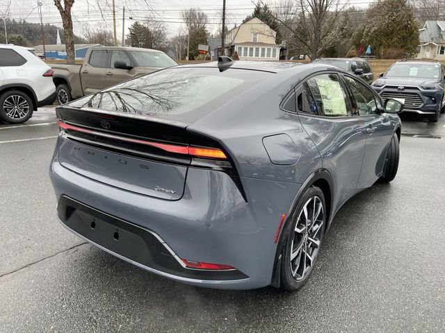 New 2026 Toyota Prius Plug-In Hybrid image 5
