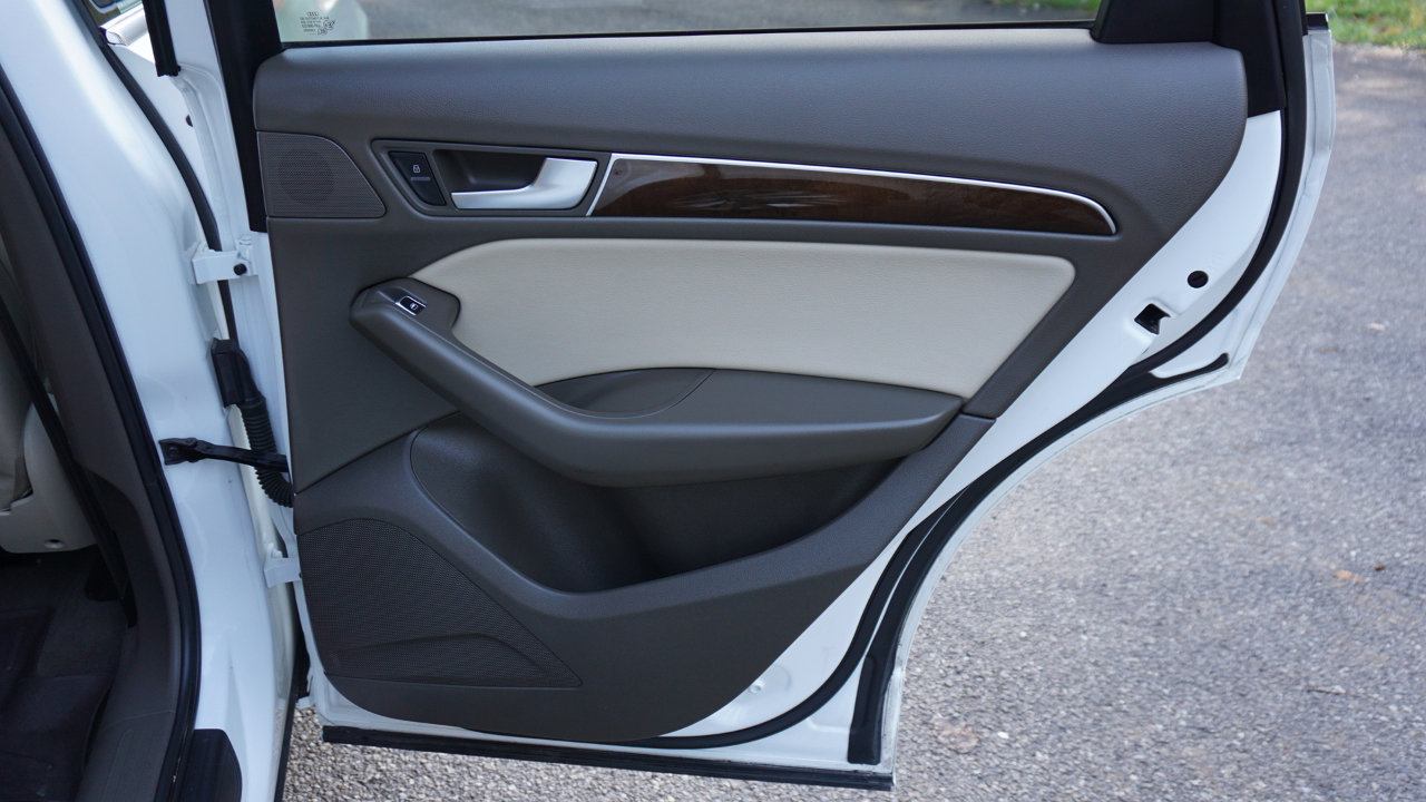 Used 2017 Audi Q5 2.0T Premium image 27