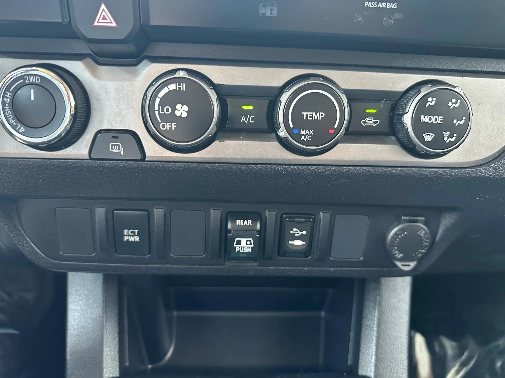 Used 2019 Toyota Tacoma SR5 image 21