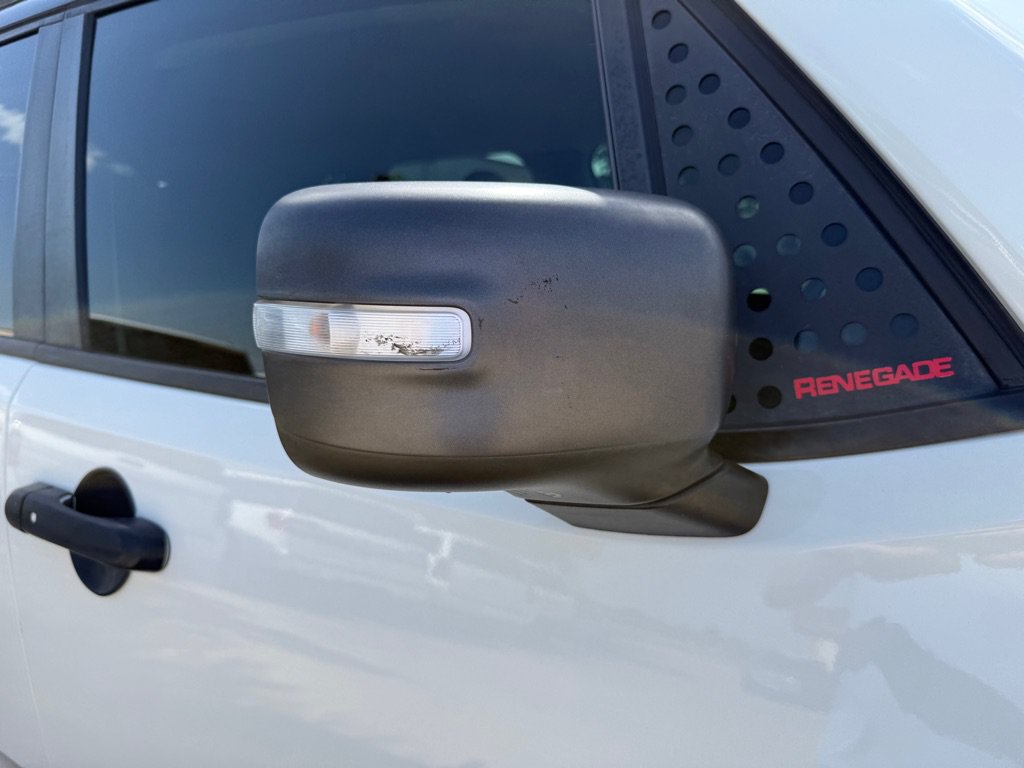 Used 2018 Jeep Renegade Trailhawk AWD/4WD image 6