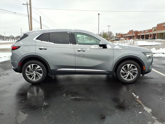 Used 2023 Buick Envision Essence image 27