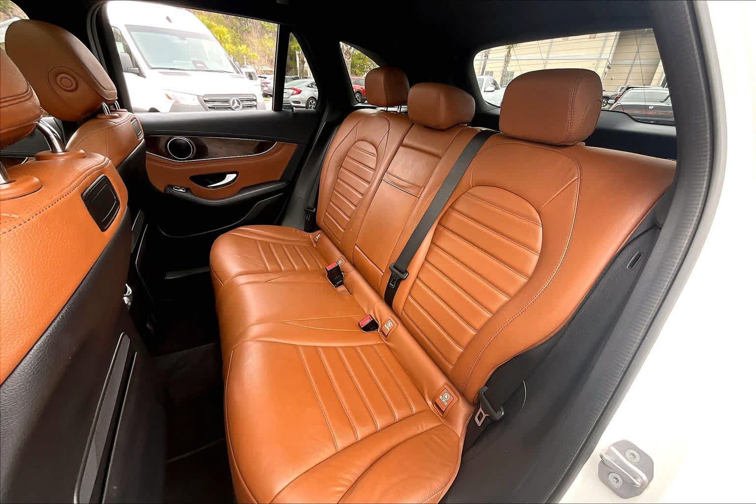 Used 2019 Mercedes-Benz GLC 300 4MATIC image 20