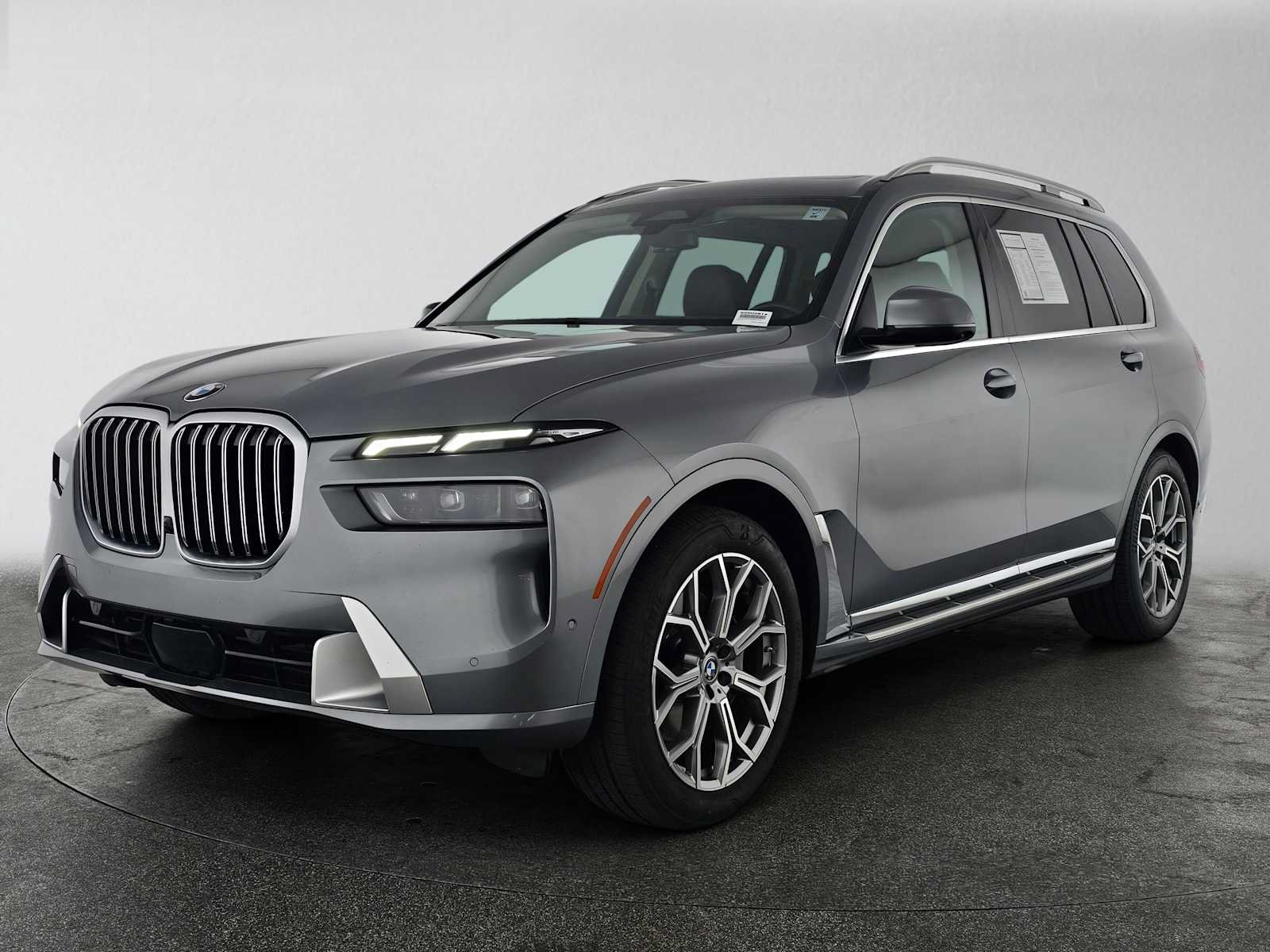 Used 2025 BMW X7 xDrive40i AWD/4WD image 7
