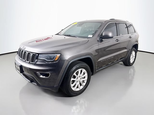 Used 2021 Jeep Grand Cherokee Laredo X AWD/4WD image 3