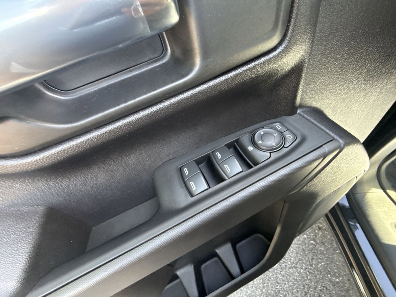 Used 2024 Chevrolet Silverado 1500 Custom AWD/4WD image 15