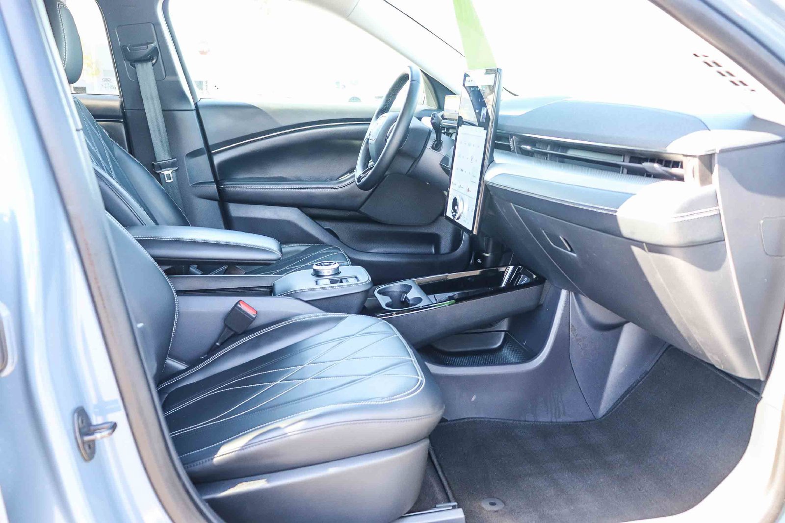 Certified 2023 Ford Mustang Mach-E Select RWD image 17