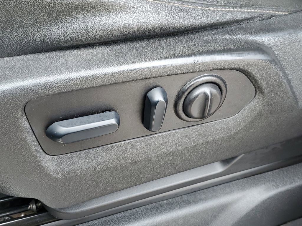 Used 2022 Chevrolet Silverado 2500 LTZ image 19