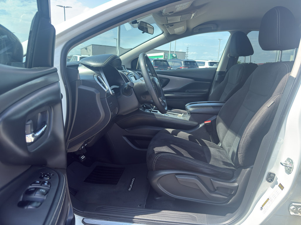 Used 2019 Nissan Murano S AWD/4WD image 11