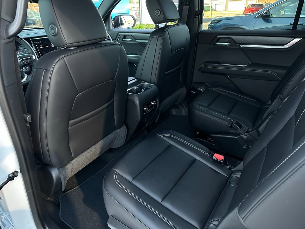 New 2026 GMC Acadia Elevation image 25