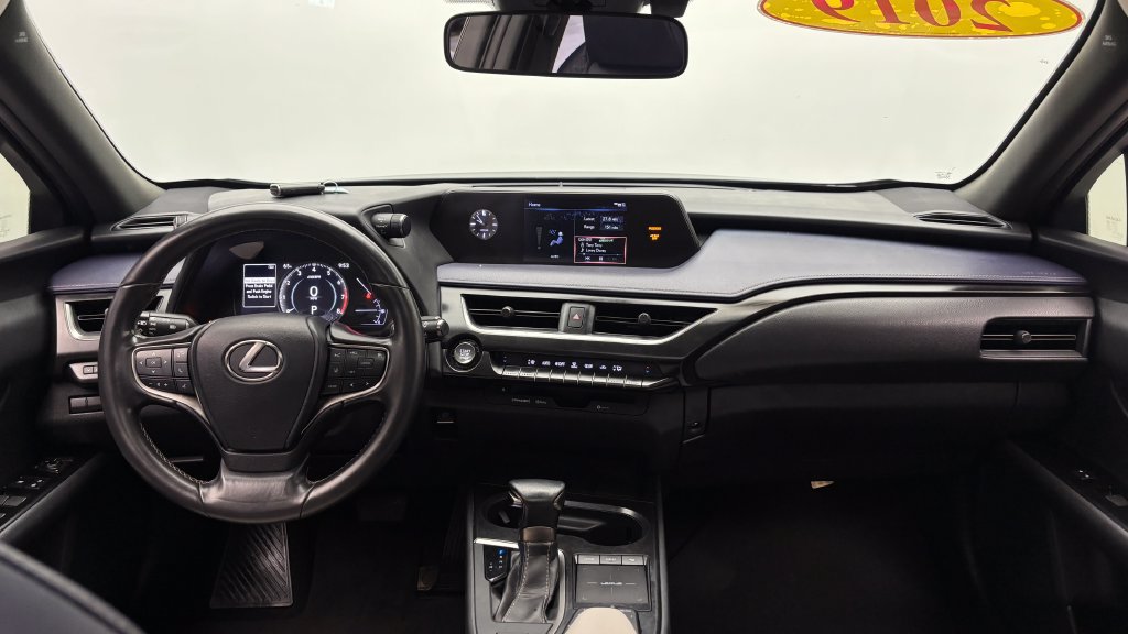 Used 2019 Lexus UX 200 w/ Accessory Package FWD image 31