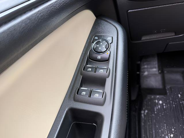 Used 2023 Ford Edge SE AWD/4WD image 17