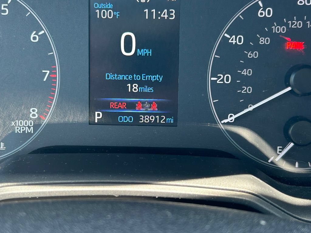 Certified 2023 Toyota Corolla Cross LE FWD image 31
