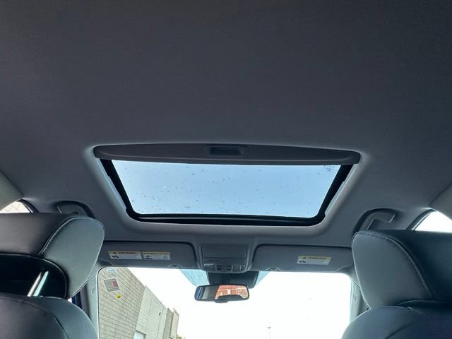 Used 2022 Honda CR-V Touring image 32