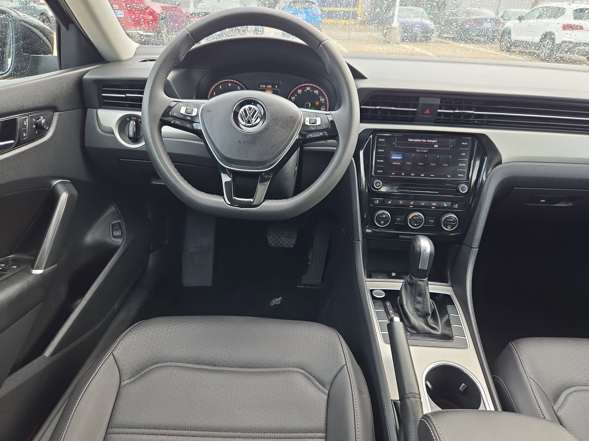 Used 2021 Volkswagen Passat 2.0T SE FWD image 27