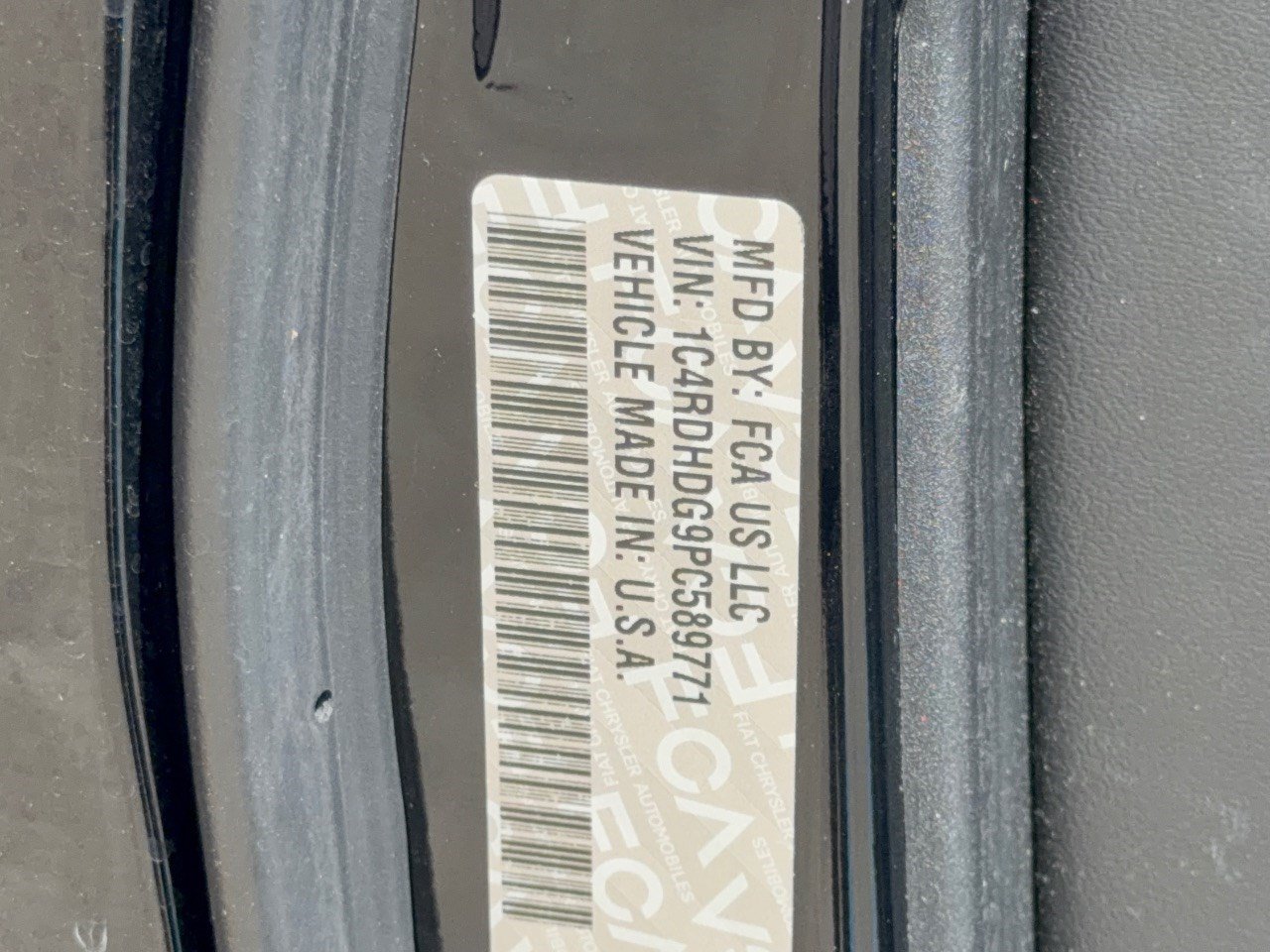 Used 2023 Dodge Durango GT RWD image 31