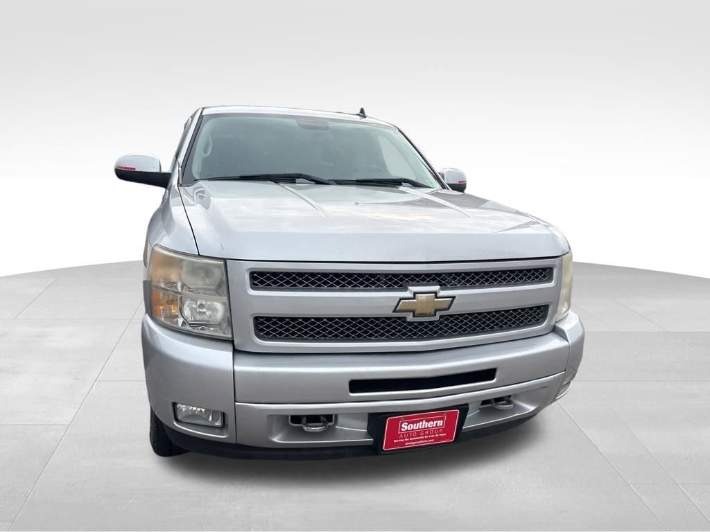 Used 2011 Chevrolet Silverado 1500 LT w/ All-Star Edition image 35