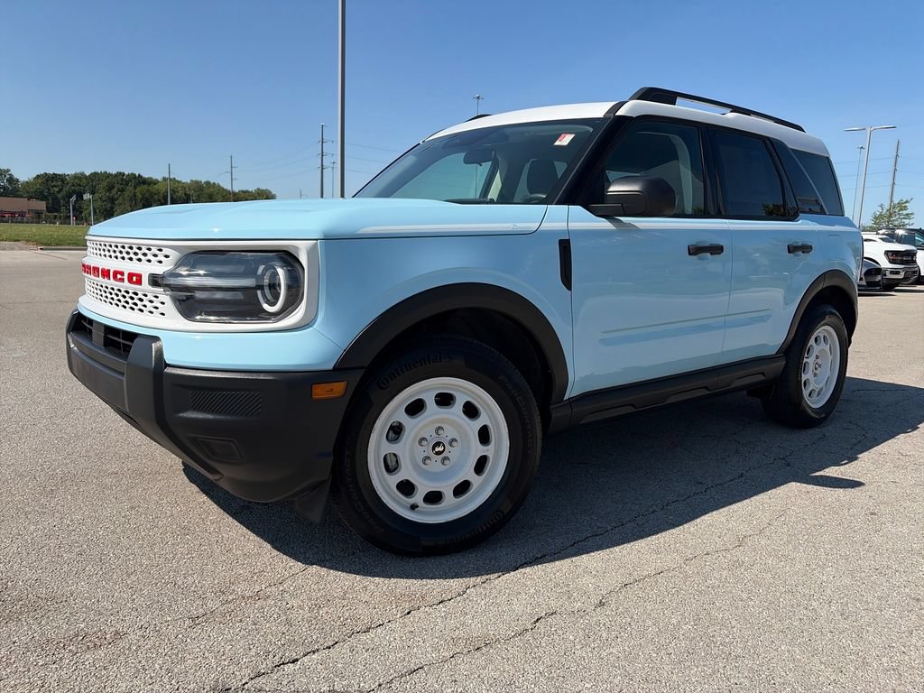 Used 2025 Ford Bronco Sport Heritage AWD/4WD image 3