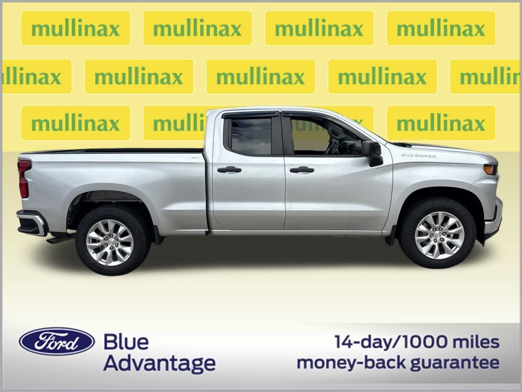Used 2021 Chevrolet Silverado 1500 Custom image 2