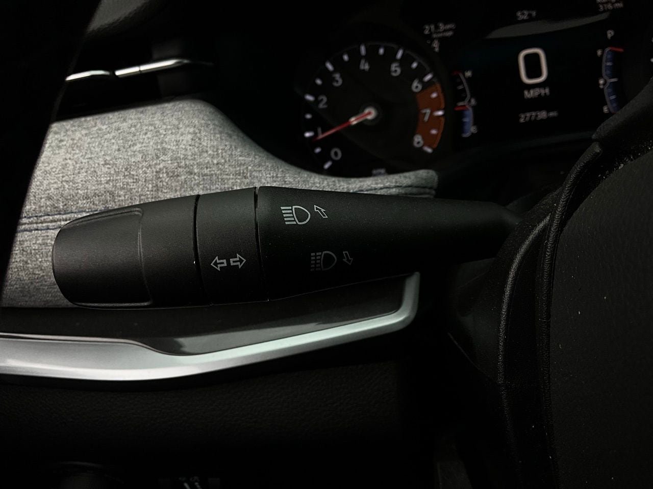Used 2025 Jeep Compass Latitude AWD/4WD image 36