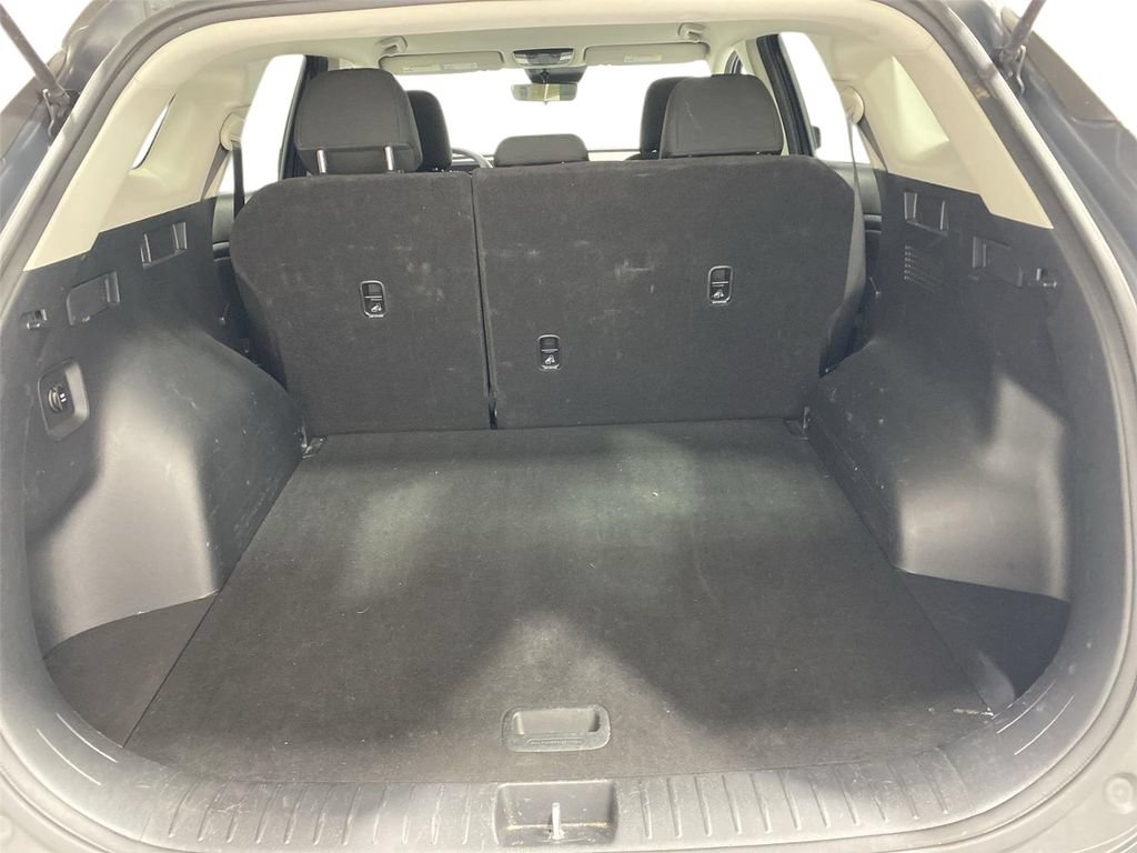 Used 2024 Kia Sportage LX FWD image 19