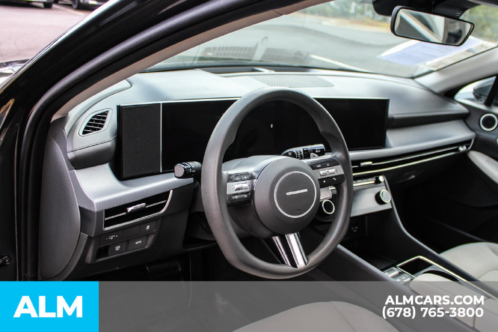Used 2025 Hyundai Sonata SEL FWD image 26