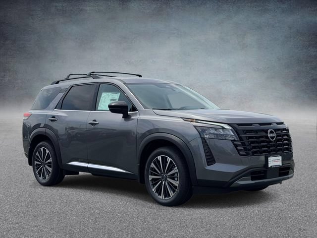 New 2026 Nissan Pathfinder Platinum w/ Cargo Package