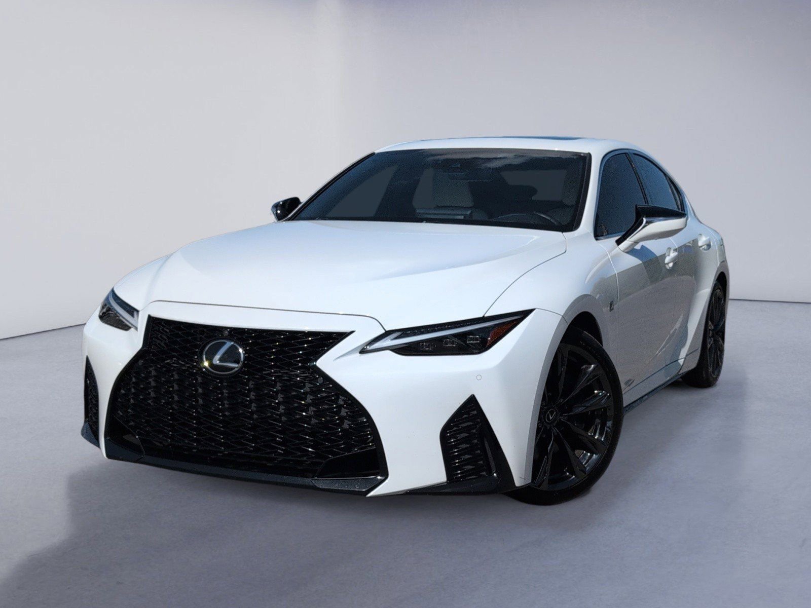 Used 2022 Lexus IS 350 F Sport RWD image 2