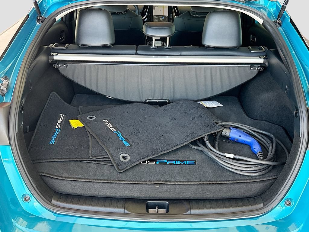 Certified 2021 Toyota Prius Prime Limited w/ Carpet Mat Package (TMS) FWD image 27