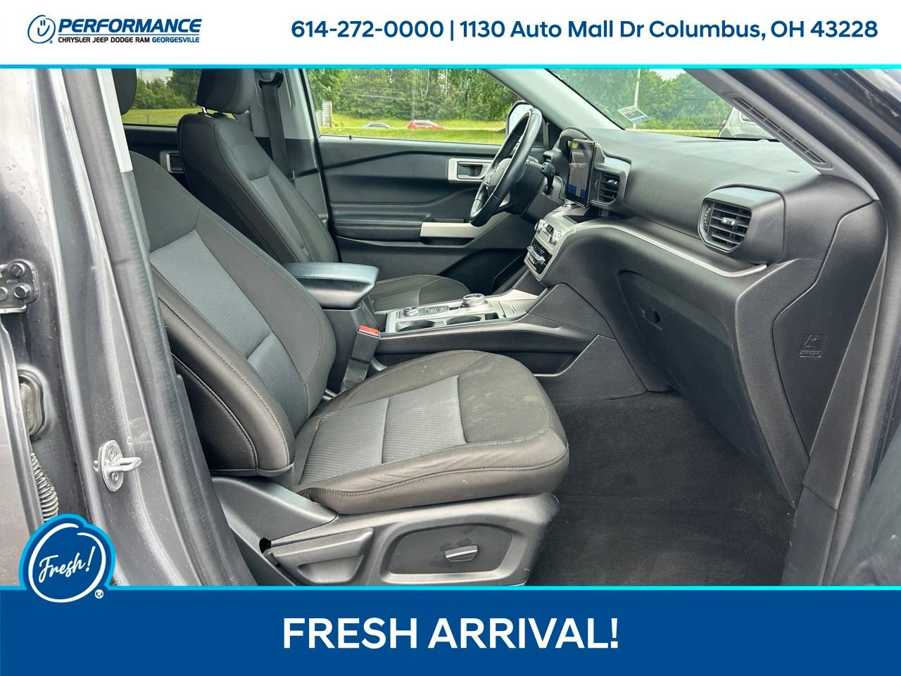 Used 2022 Ford Explorer XLT AWD/4WD image 16