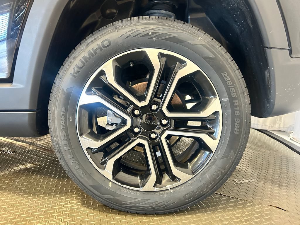 Used 2022 Jeep Compass Limited AWD/4WD image 27