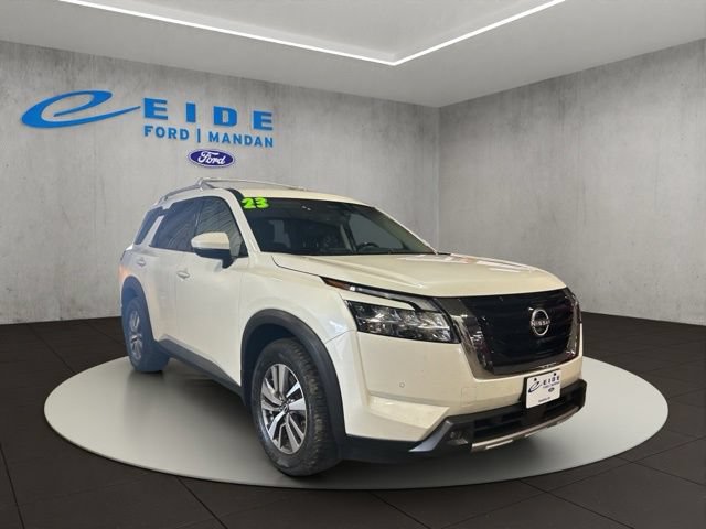 Used 2023 Nissan Pathfinder SL AWD/4WD image 1