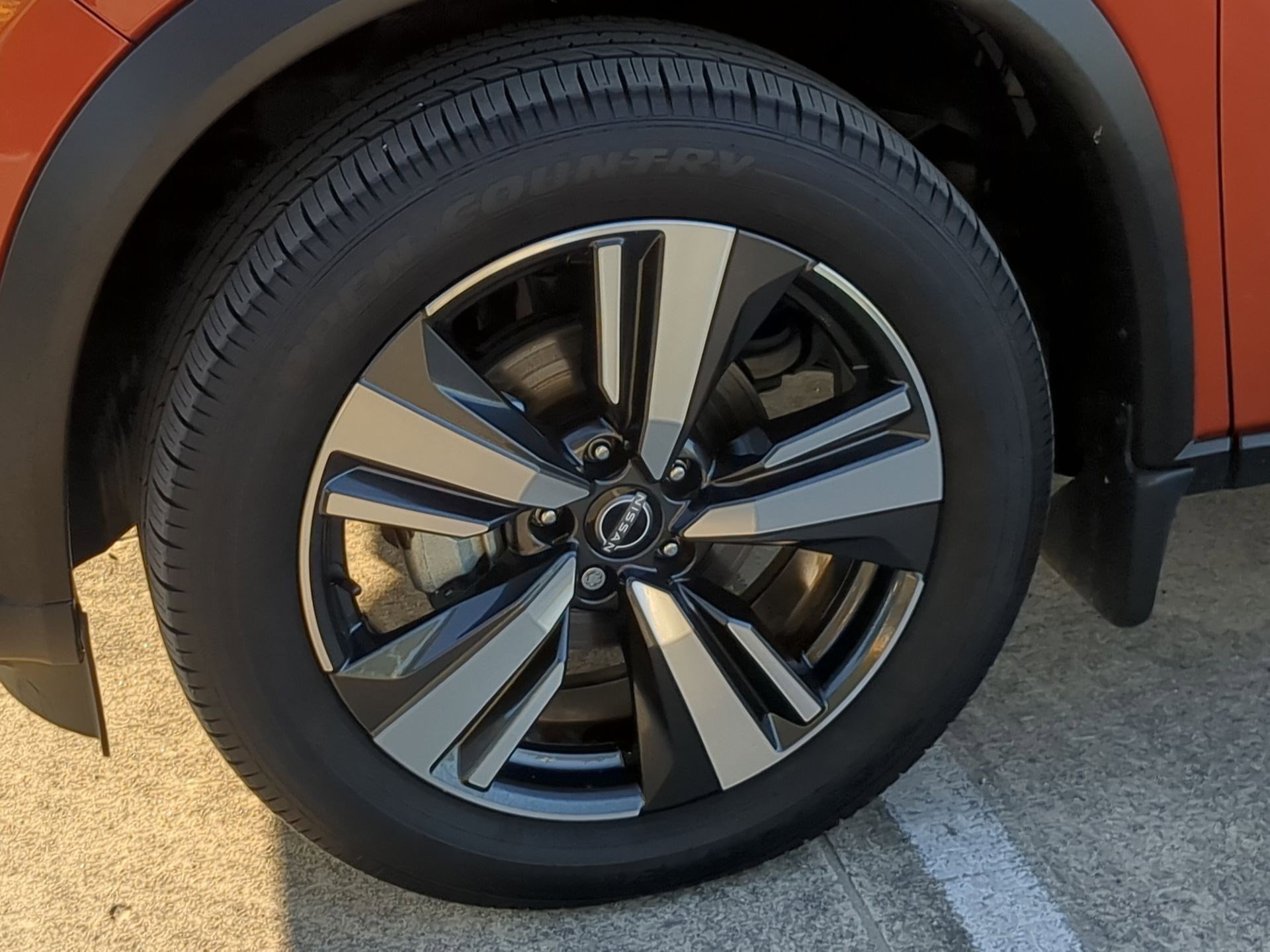 Used 2022 Nissan Rogue Platinum w/ Head-Up Display Package image 11