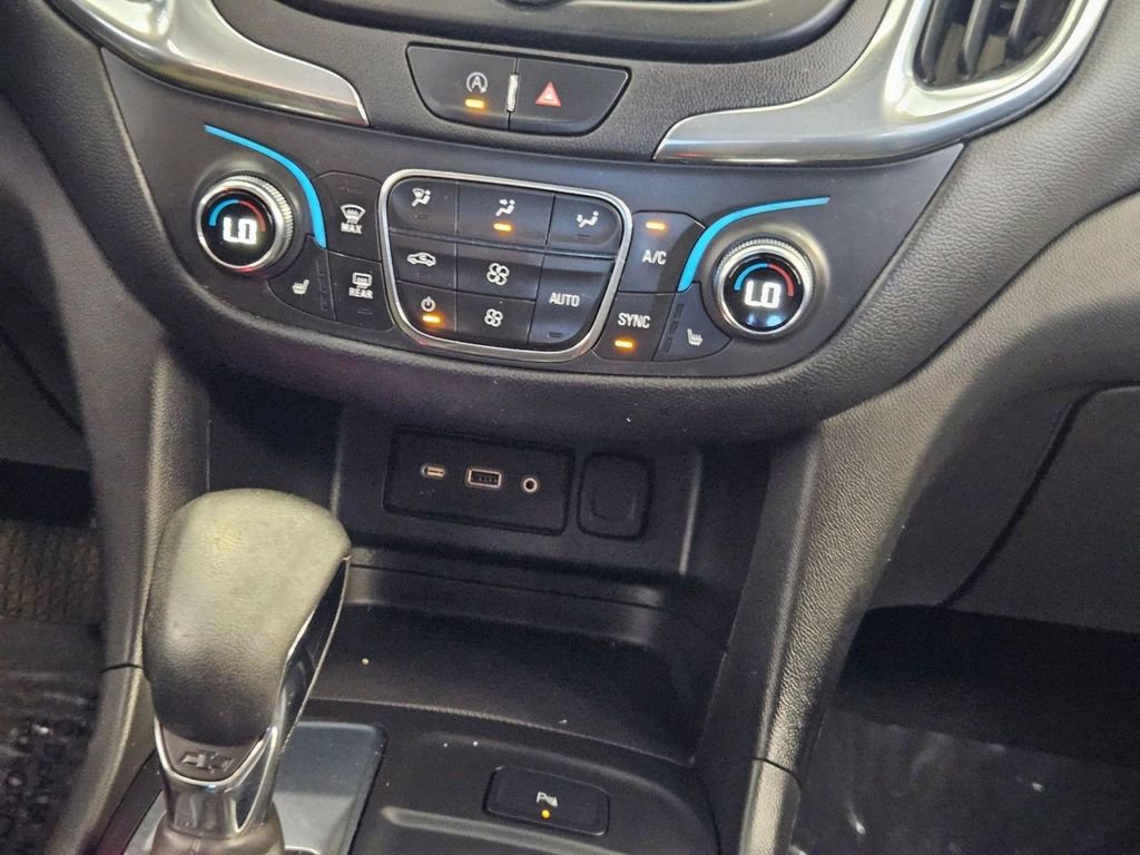 Used 2022 Chevrolet Equinox LT w/ Driver Convenience Package image 21