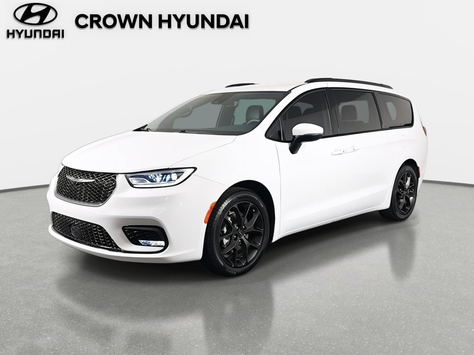 Used 2023 Chrysler Pacifica Touring-L w/ S Appearance Package