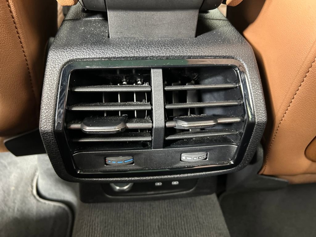 Used 2025 Audi Q3 2.0T Premium image 17