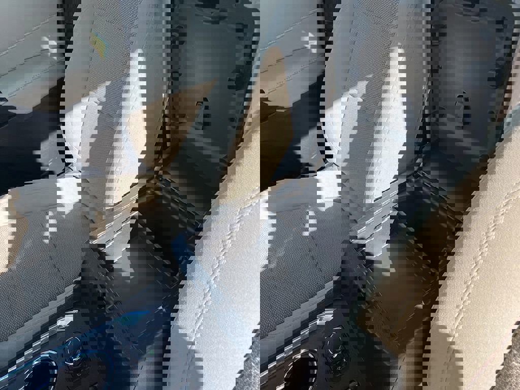 Used 2023 Chevrolet Traverse LS w/ Safety Package image 44