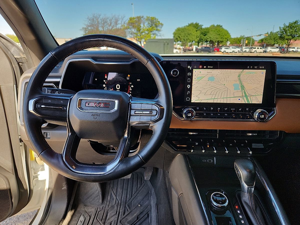 Used 2023 GMC Canyon AT4 w/ AT4 Premium Package AWD/4WD image 6