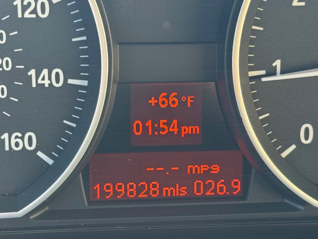 Used 2012 BMW 128i Convertible image 32