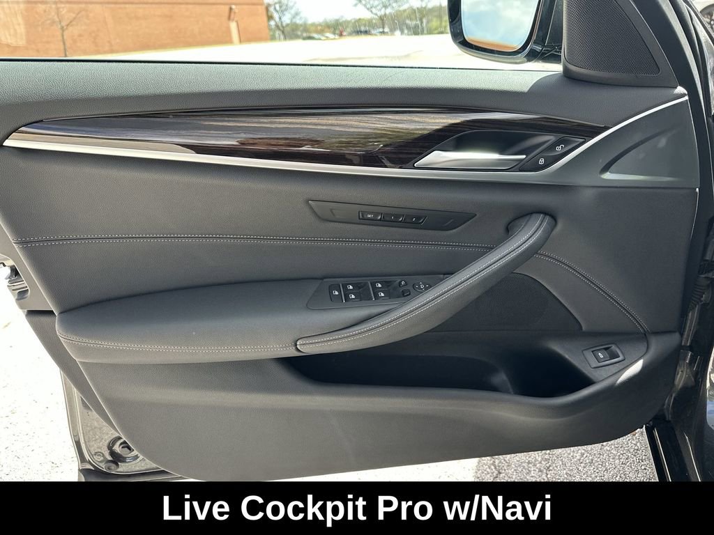 Used 2022 BMW 530i xDrive w/ Convenience Package image 17