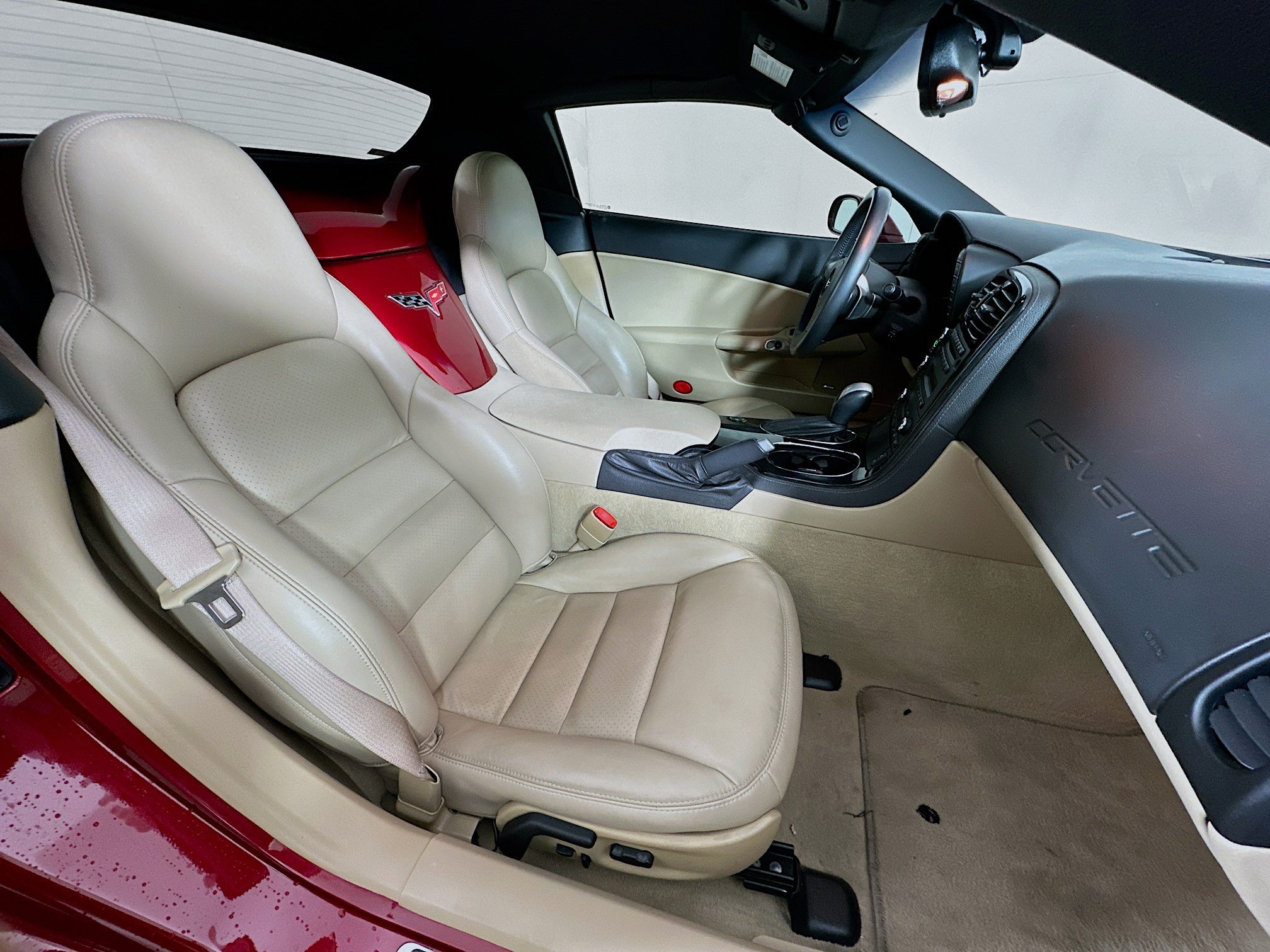 Used 2008 Chevrolet Corvette Convertible w/ Preferred Equipment Group RWD image 24