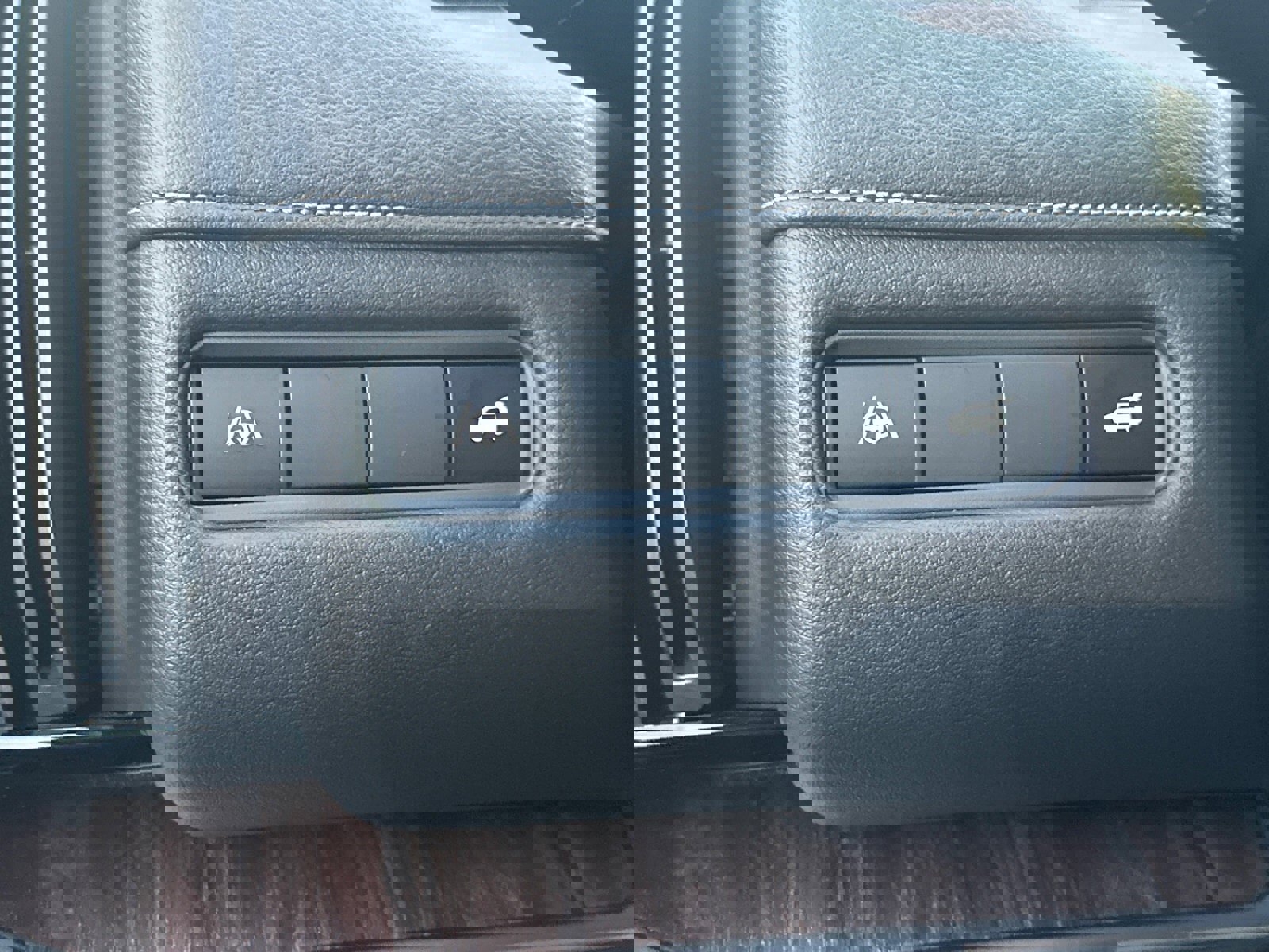 New 2026 Nissan Armada SL w/ Captain's Chari Seat Package image 32