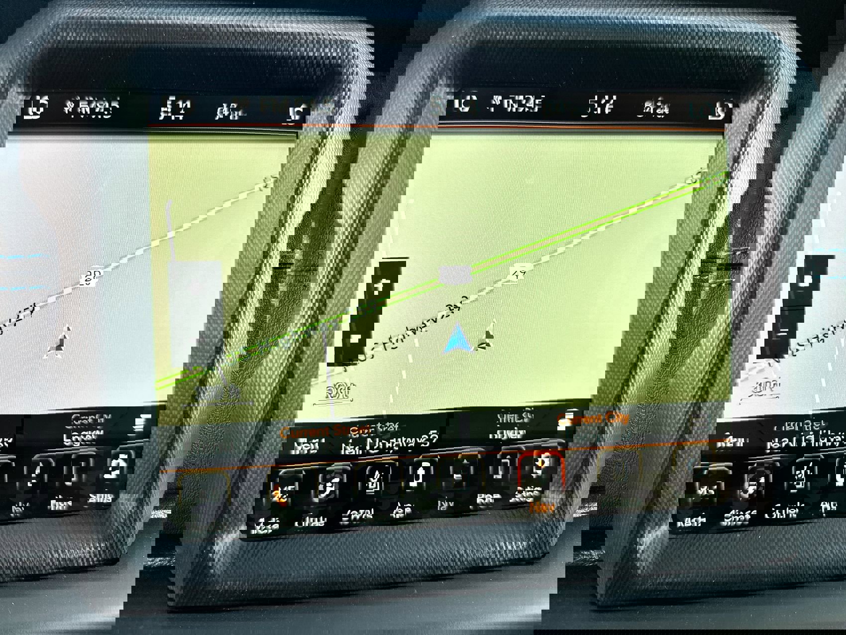 New 2023 Jeep Wrangler Unlimited Rubicon 4xe w/ Steel Bumper Group image 18